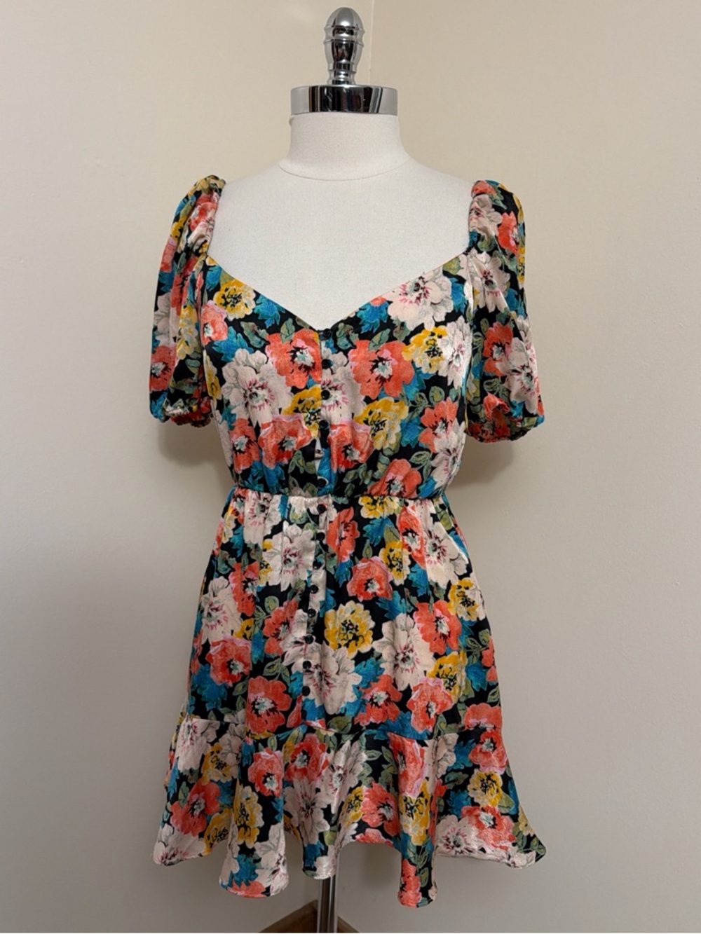 Zara Sweetheart Neckline Puff Sleeve Floral Mini Dress L